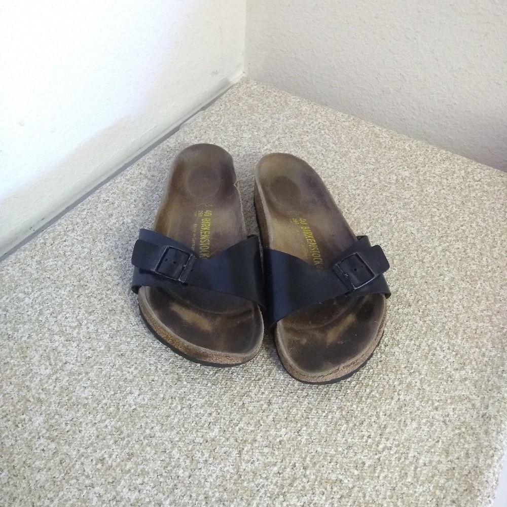 Birkenstocks Black Leather Unisex Sandals